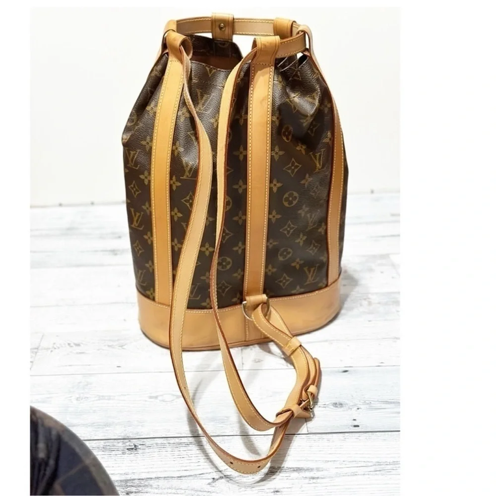 Louis Vuitton Vintage Monogram Randonnee GM
Shoulder Bag Purse - Picture 6 of 10
